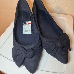 Bandolino Dark Blue Flats with Bow